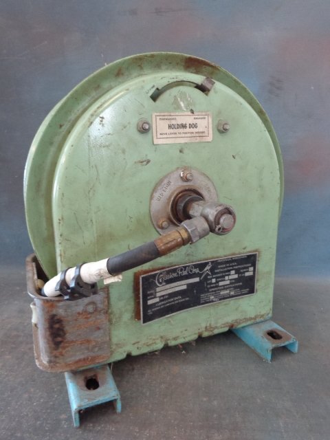 lot 29 image: Air Hose Reel