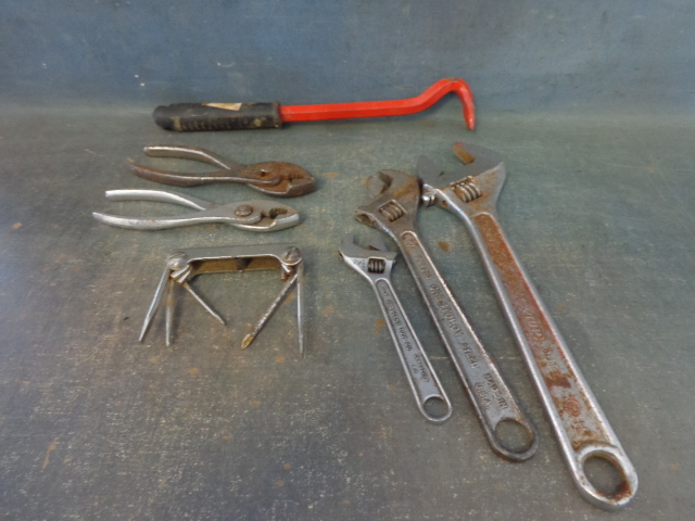 lot 63 image: Assorted Wrenches and Pliers