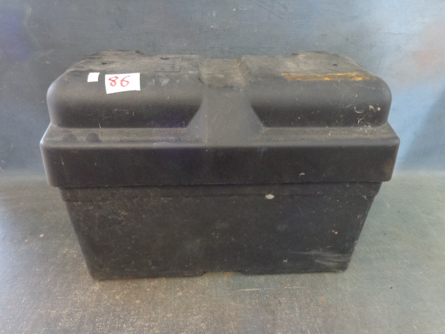 lot 86 image: Battery Case