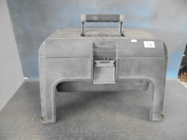 lot 112 image: Rubbermade Stool