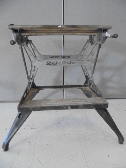 lot 114 image: Black and Decker Work Mate
