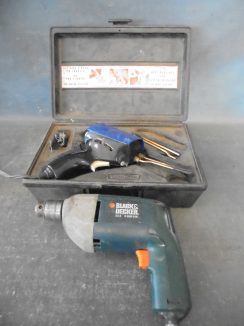 lot 116 image: Power Drill and Soldering Kit