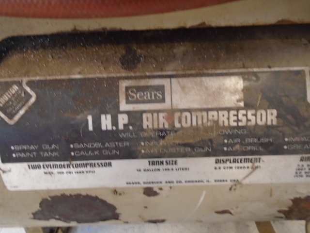 lot 162 image: Sears Air Compressor