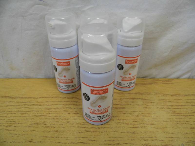 lot 87 image: Footlogix - Very Dry Skin Formula