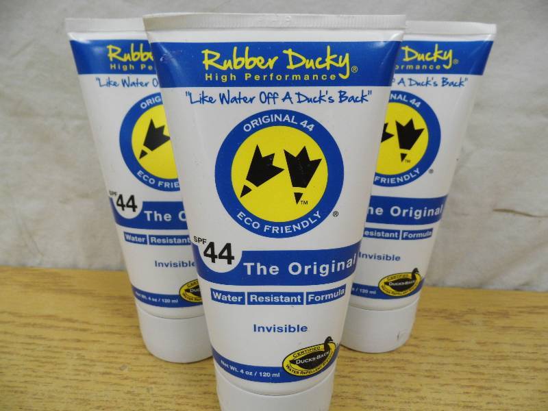 lot 111 image: Lot of 3 Rubber Ducky SPF 44