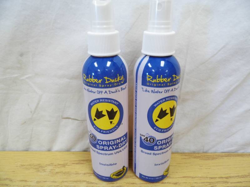lot 122 image: Lot of 2 Rubber Ducky SPF 44