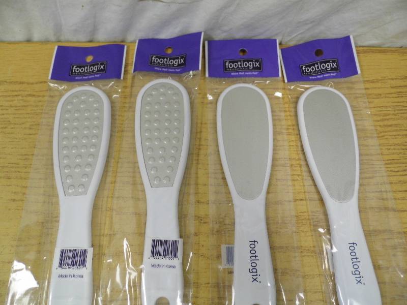 lot 137 image: Lot of 4 Footlogix - Double Sided Foot Files