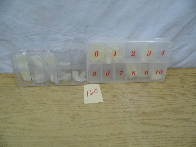 lot 160 image: Assorted Nails - NewOpen Boxes