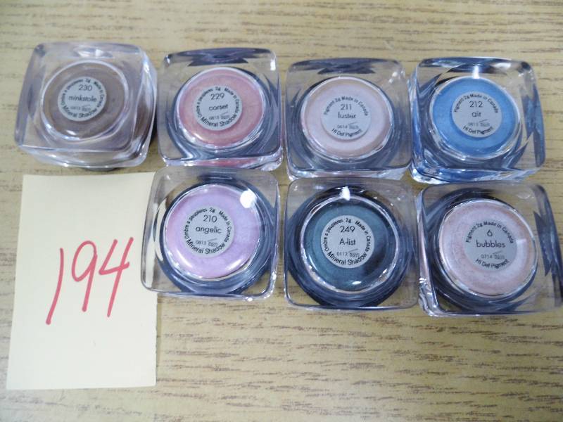 lot 194 image: Lot of 7 MBY & Athenas Eyeshadow