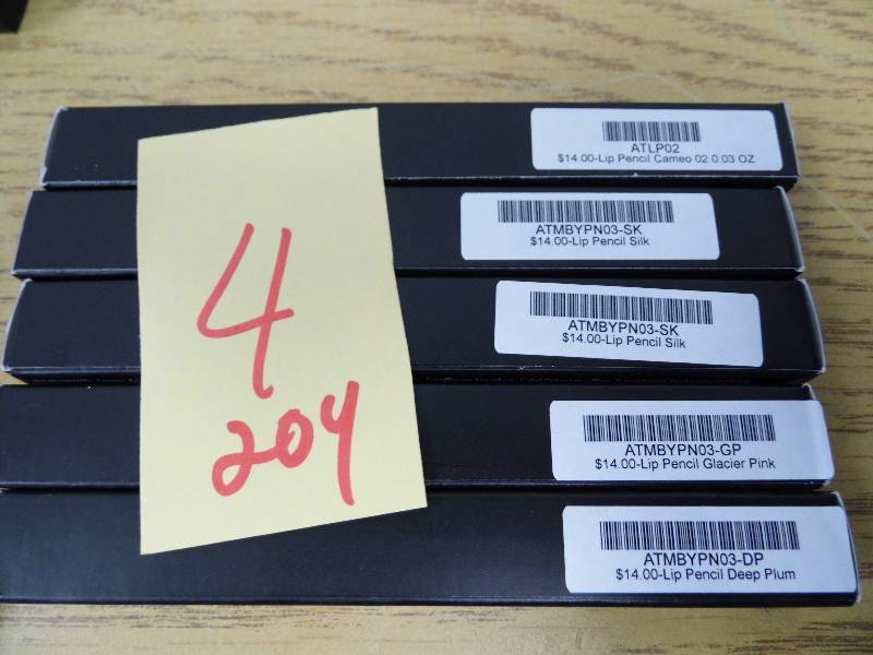 lot 204 image: Lot of 5 MBY Lip Pencils
