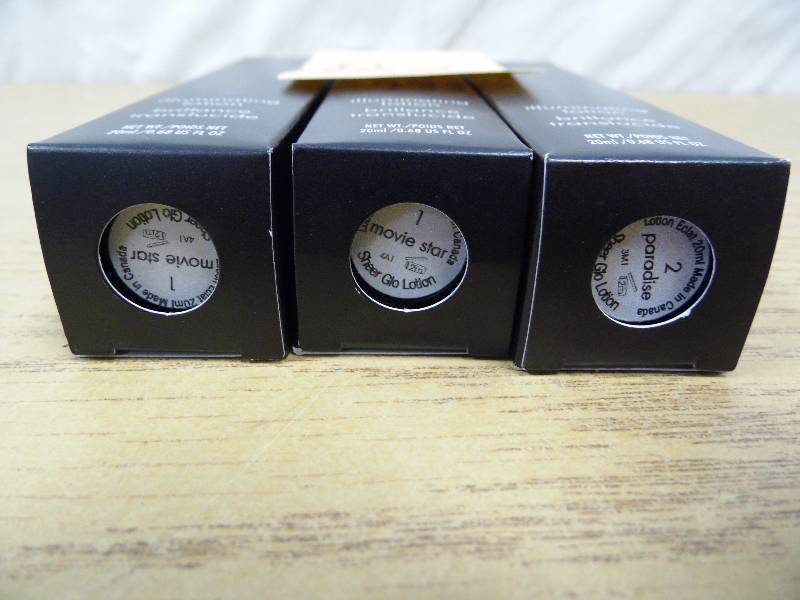 lot 222 image: Lot of 3 Illuminating Lotions