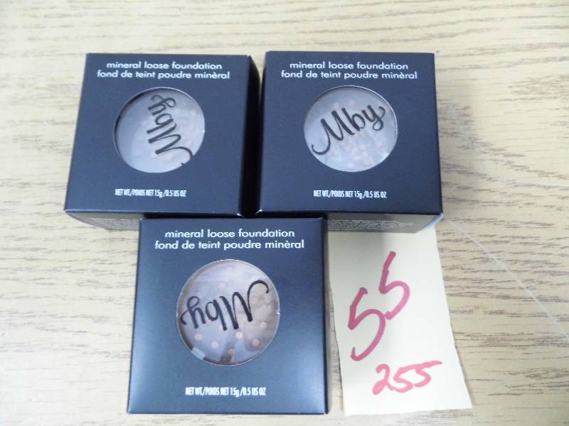 lot 255 image: Lot of 3 Mineral Loose Foundation