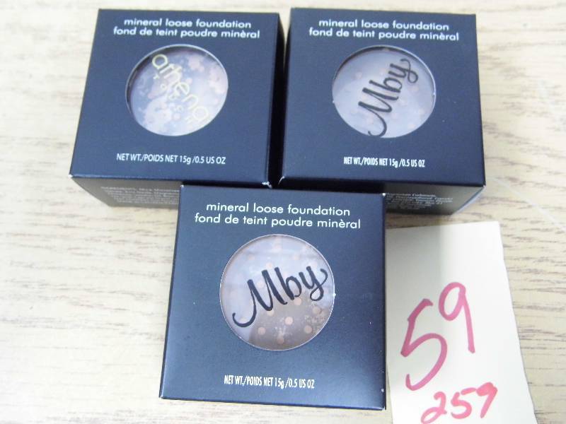 lot 259 image: Lot of 3 Mineral Loose Foundation