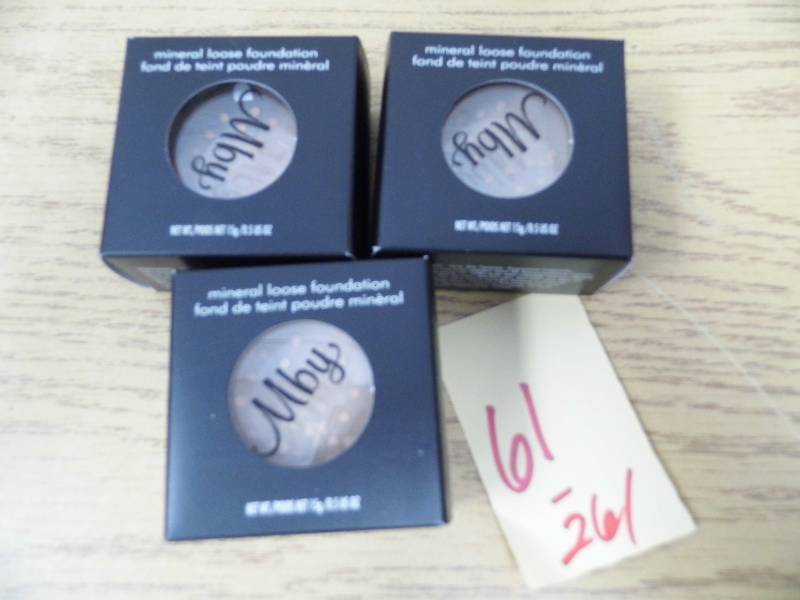 lot 261 image: Lot of 3 Mineral Loose Foundation