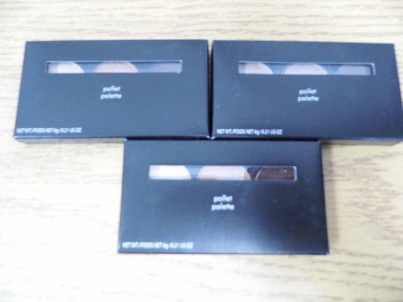 lot 300 image: Lot of 3 Pallet Eye Shadow