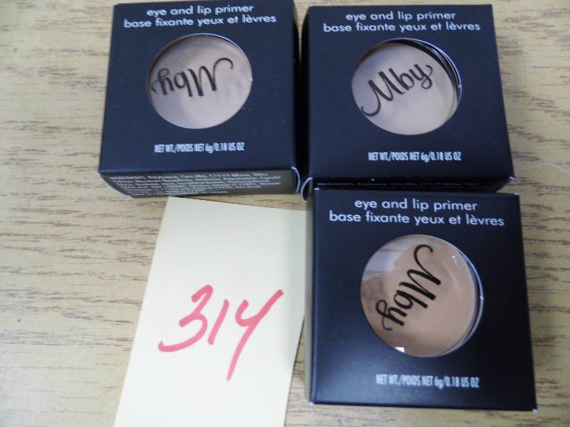 lot 314 image: Lot of 3 Eye & Lip Primer