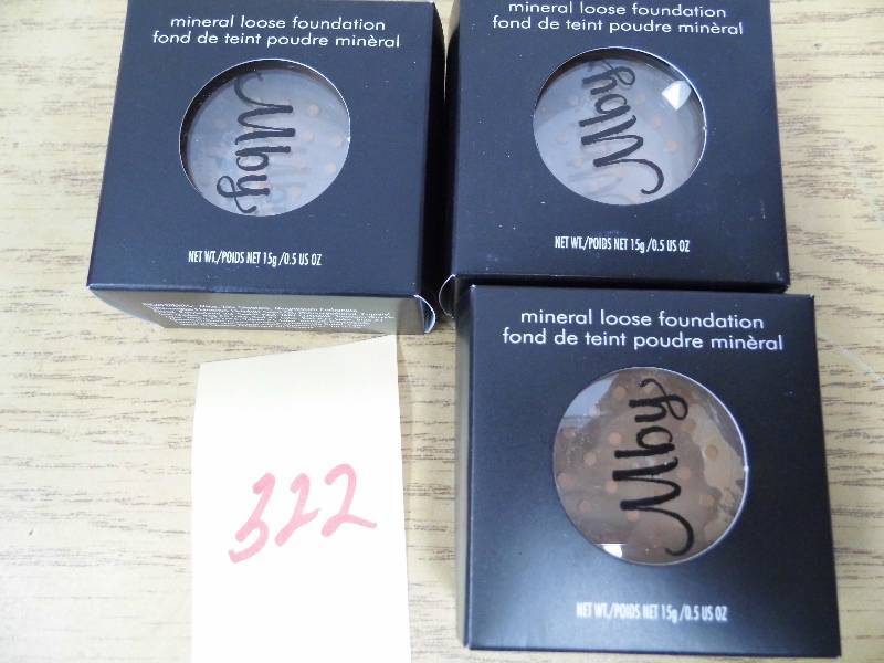 lot 322 image: Lot of 3 Hi Def Mattifier