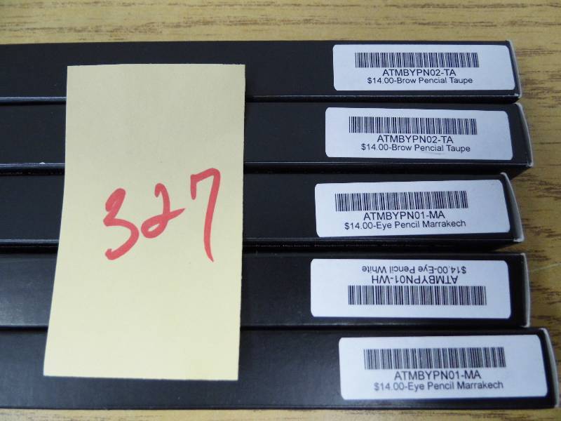 lot 327 image: Lot of 5 Eye Pencils