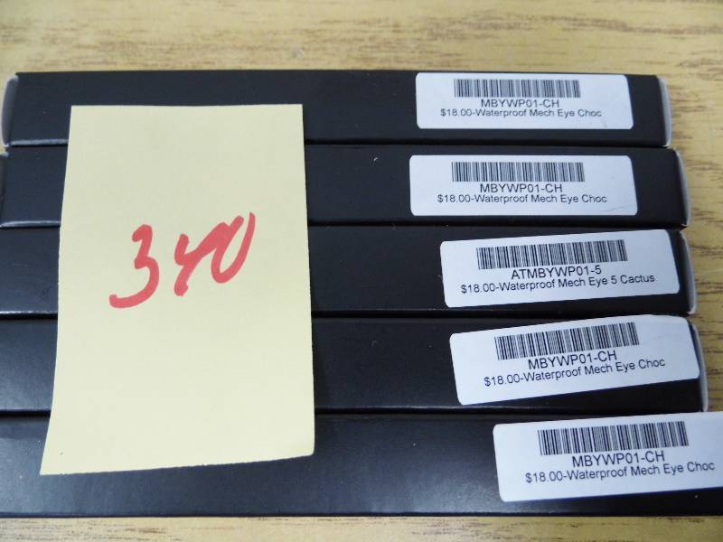 lot 340 image: Lot of 5 Eye Pencils