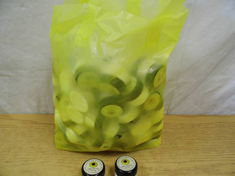 lot 364 image: Bag of Sample Size SPF Lotions