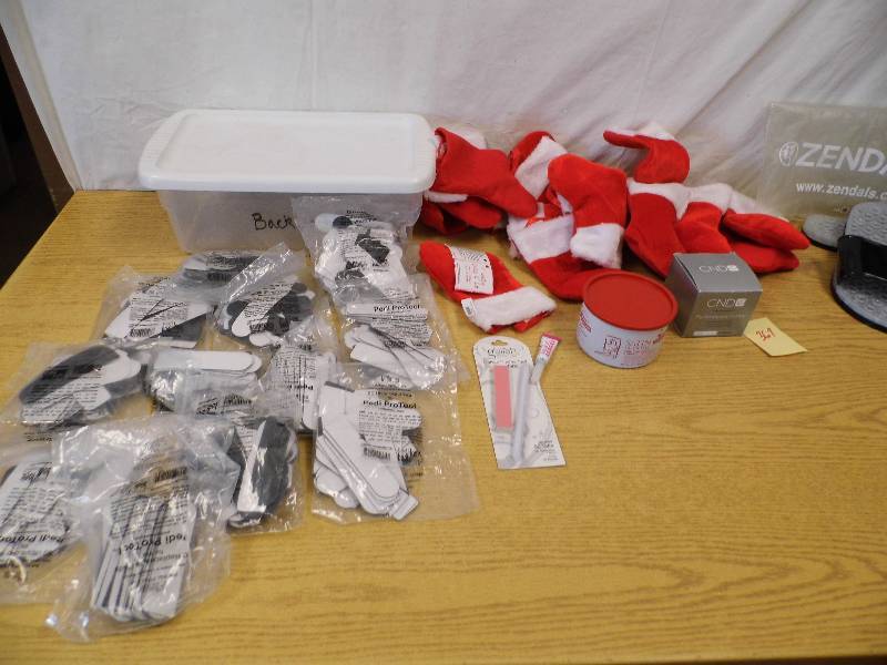 lot 367 image: Pedicure - Nail - Spa Items