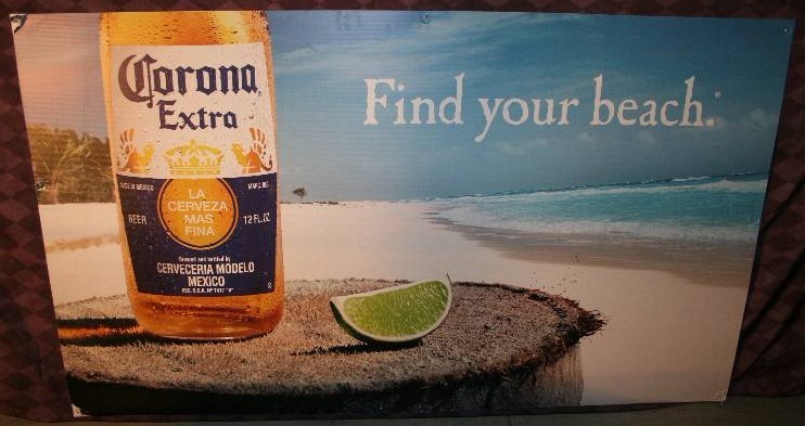lot 13 image: Beer Sign