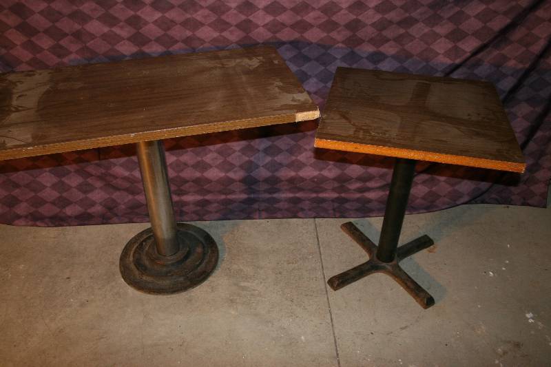 lot 33 image: Bar Tables