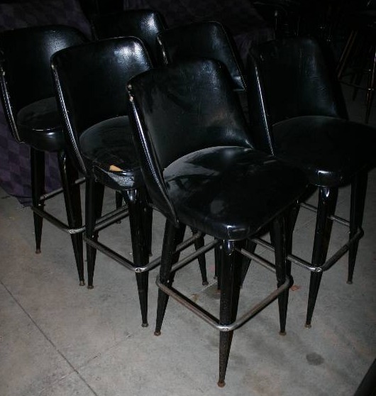 lot 51 image: Bar Stools
