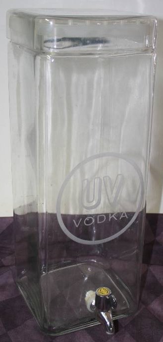 lot 24 image: UV Voldka Dispencer