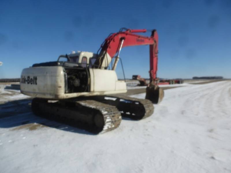 lot 12 image: 2006 Linkbelt Track Excavator 210 LX