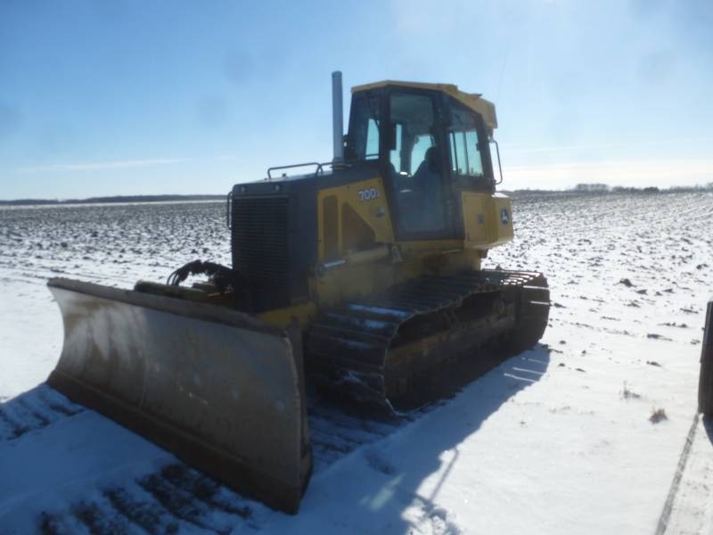 lot 4 image: 2006 John Deere 700J LPG Crawler Tractor # MD-9