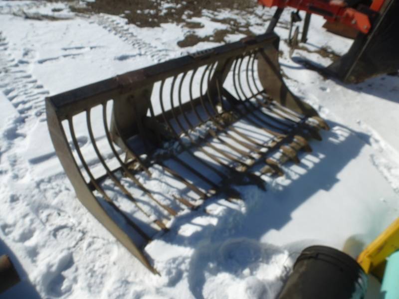 lot 124 image: Theilen Skid Steer Rock Bucket
