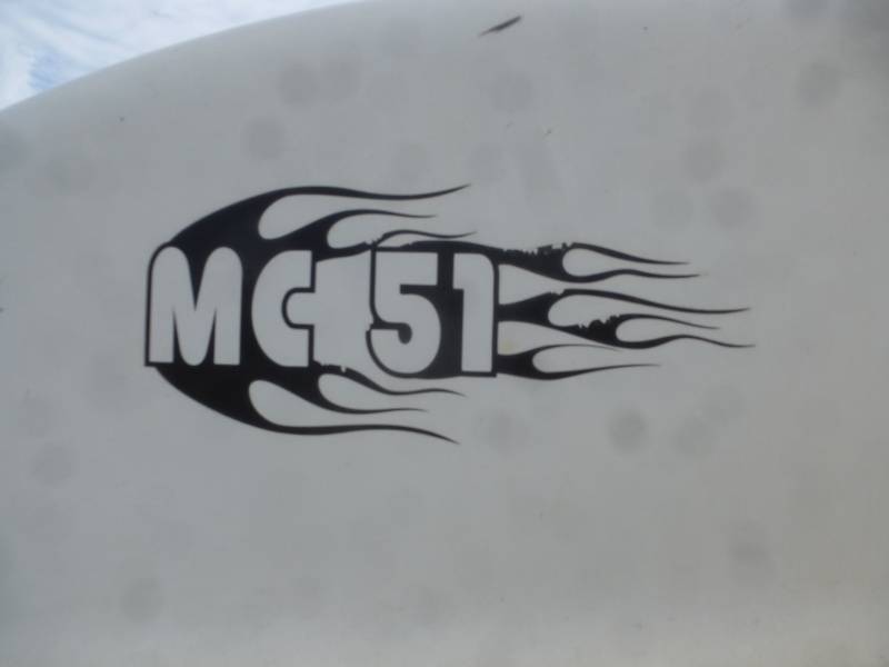 lot 9 image: 1994 Mack Cement Mixer MC 51