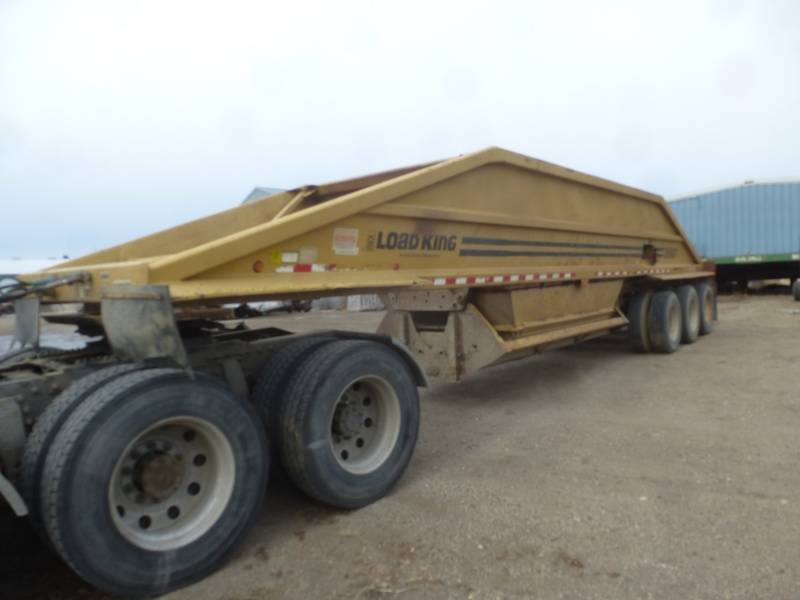 lot 26 image: 1996 Load King Belly Dump