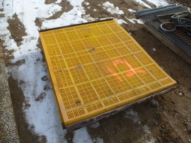 lot 81 image: # 12 Aggregate Screens 516