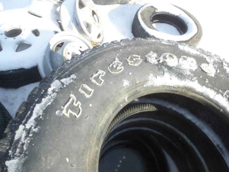 lot 174 image: Firestone 2657516