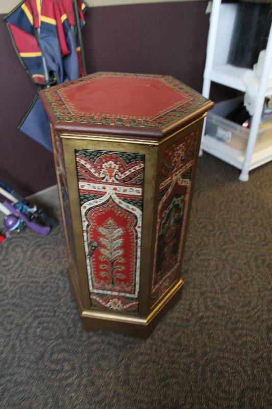 Asian Octagon Stand