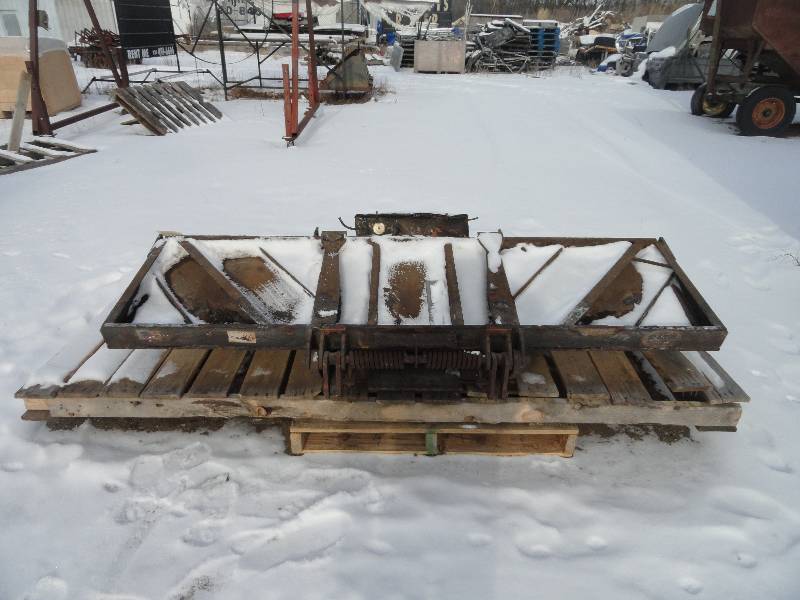 lot 36 image: Tommy Lift Gate