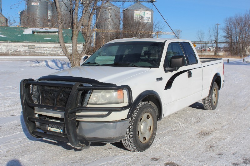 2004 Ford F150 Supercab Long Box Work Truck 476 Mn Auto