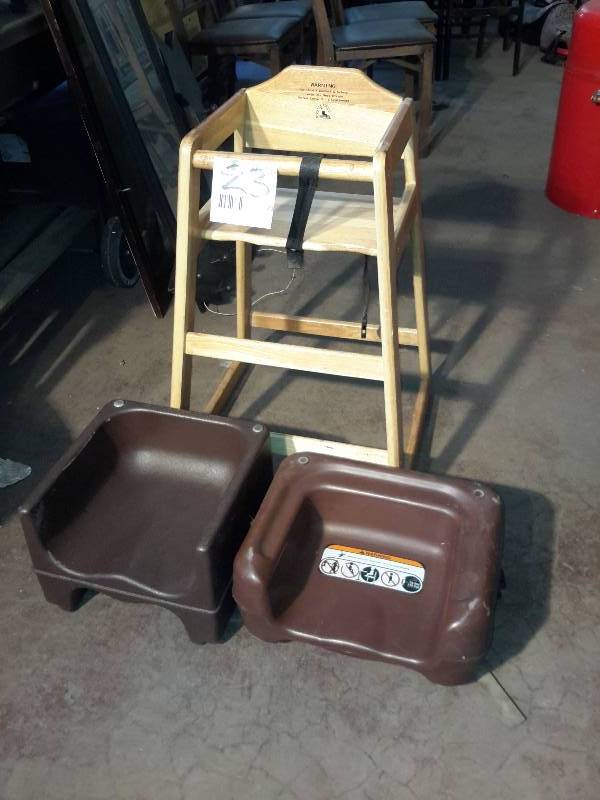 lot 23 image: Restaurant high Chair and 2 plastic booster seats