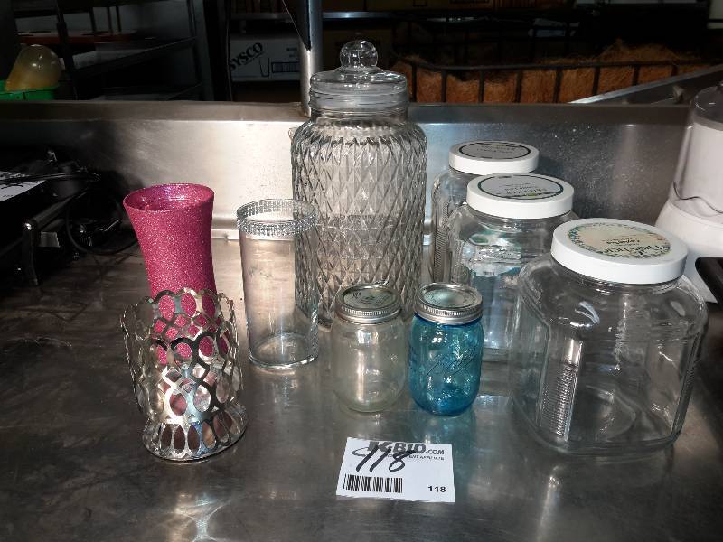 lot 118 image: Lot of Jars, vases as pictured