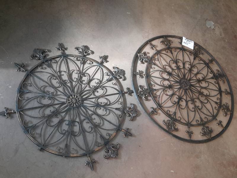 lot 95 image: 2 Metal Decorative Wall hangings.. Black metal