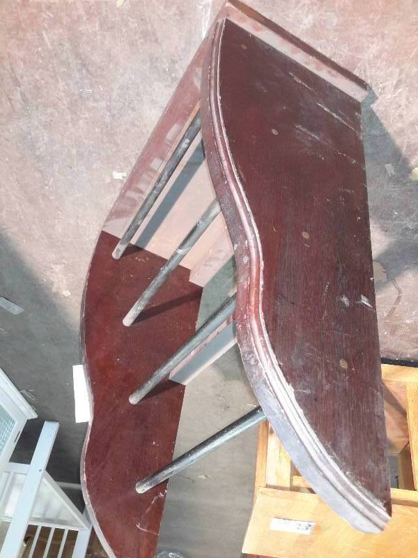 lot 73 image: Wall hanging Blanket stand