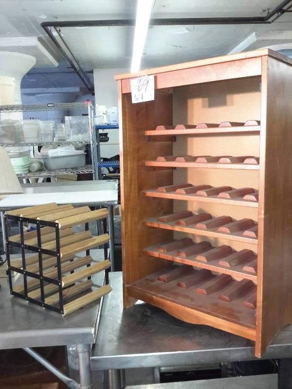 lot 69 image: Wood Wine Rack  Smaller wood wine rack