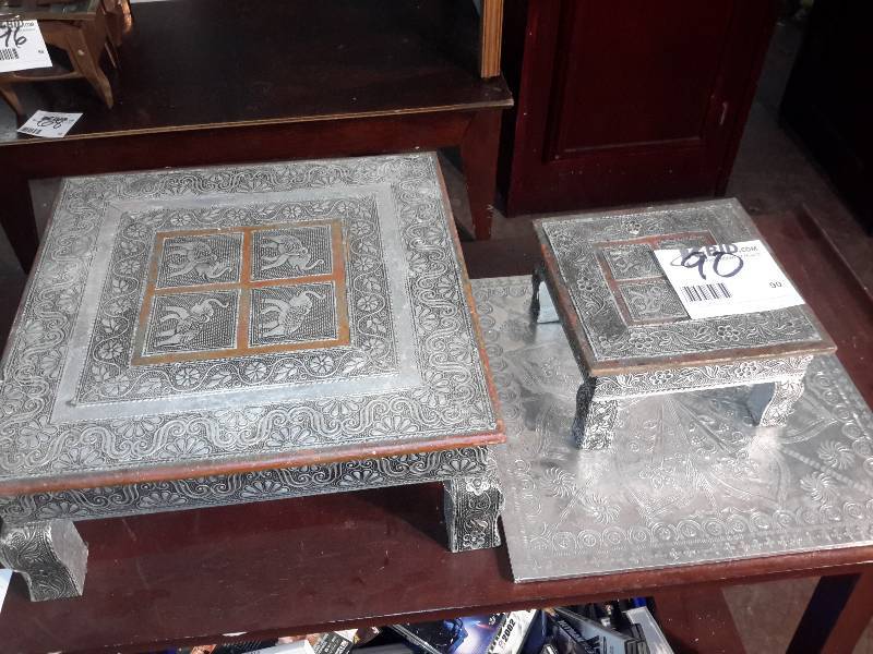 lot 90 image: Wood, Asian Theme Silver painted standsdisplay pieces