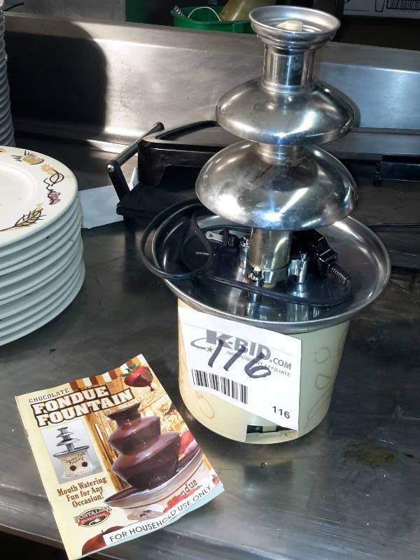 lot 116 image: Chocolate Fondue Fountain
