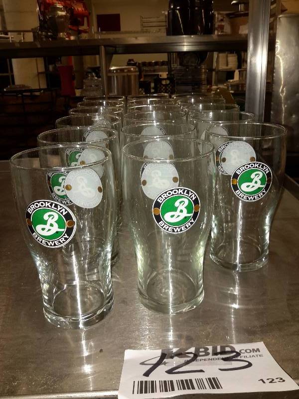 lot 123 image: 17, 16 oz Brooklyn Brewery Glasses