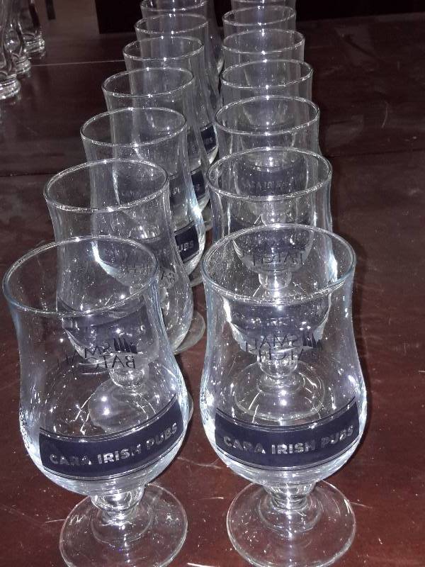 lot 135 image: 16, Kierans Irish Pub Stemmed Bourbon Glasses