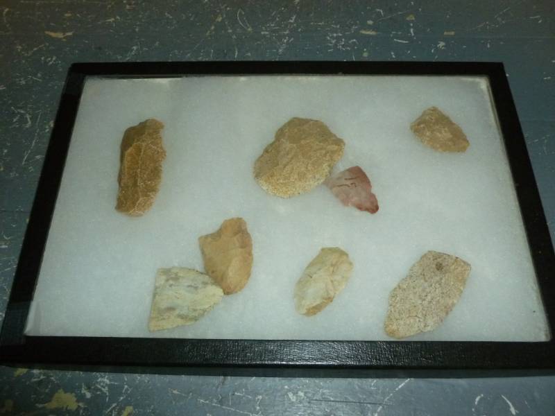 lot 8 image: Native American Themed