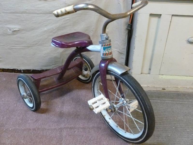 lot 26 image: Vintage Trike